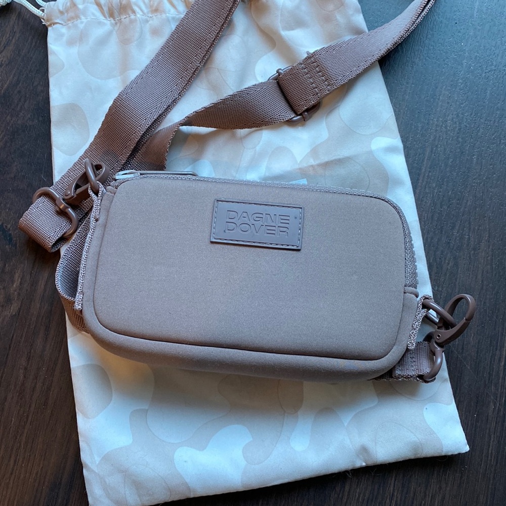 Danger Dover Mara Phone Sling